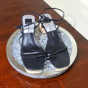 Black/tan chunky heel sandals NWOB